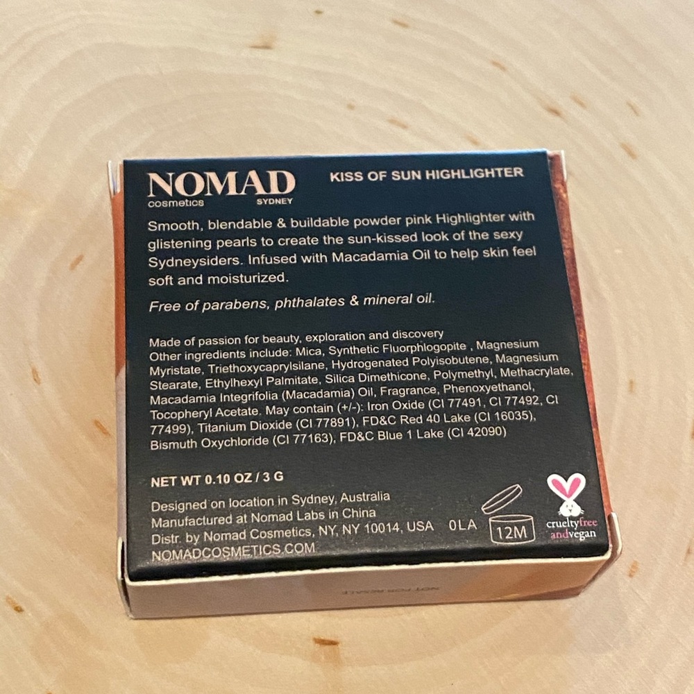 πΏHPπΏNOMAD Cosmetics Sydney Bathers Highlighter - Picture 9 of 9